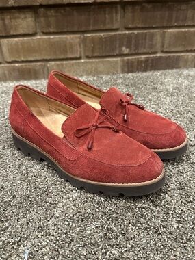 Vionic Burgundy Suede Loafers  8 Quiet Luxury Academia Comfort Shoes Like New